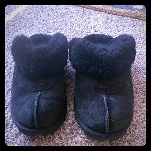 Woman’s uggs slippers